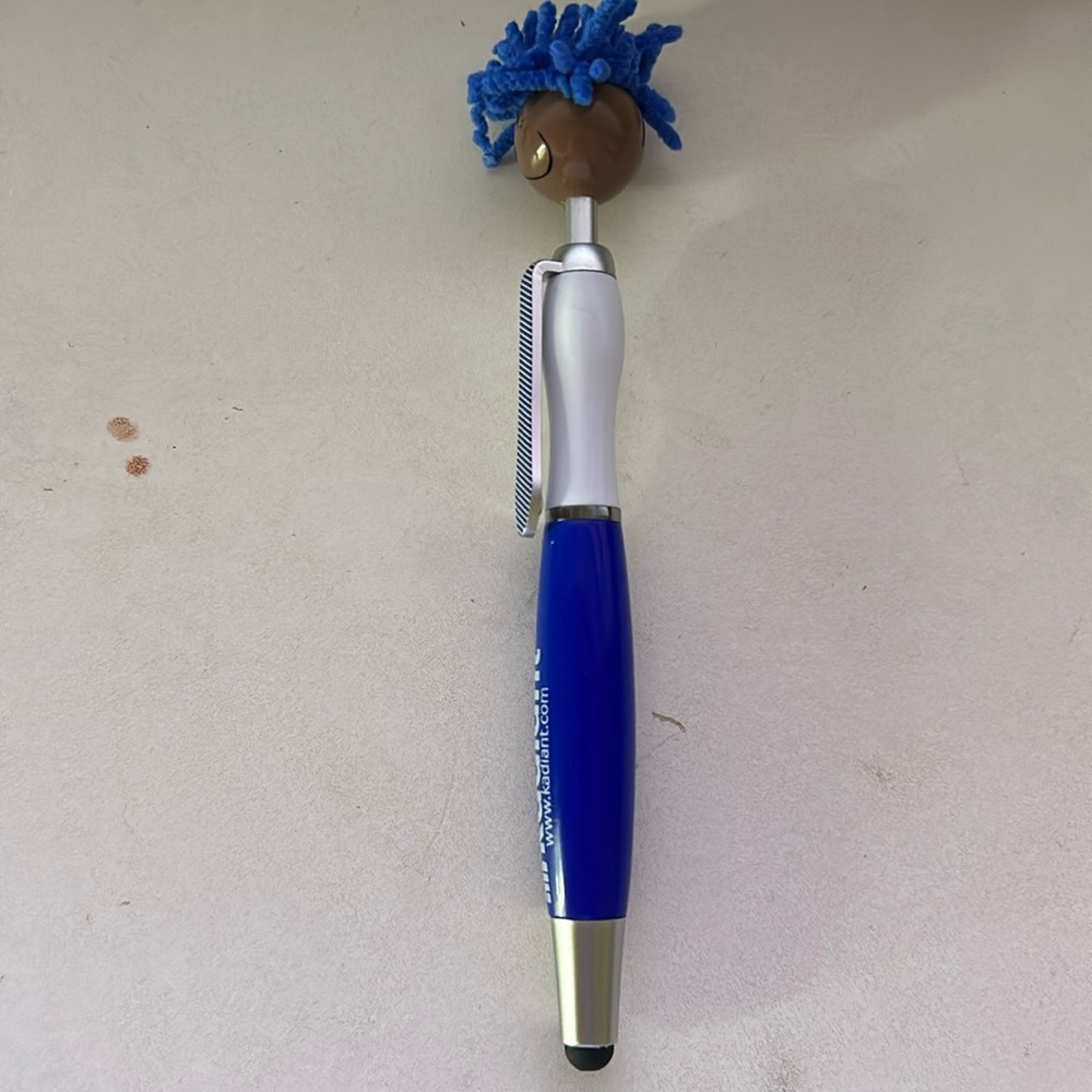 It’s a pen, but it’s also a iPad or phone controller